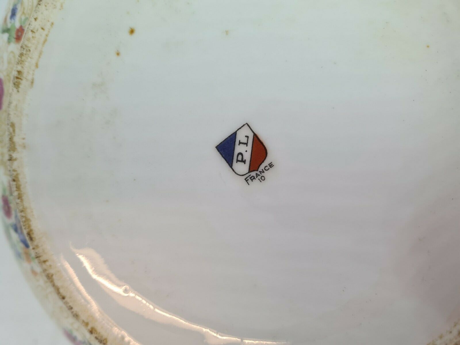 Hollow porcelain dish from limoges