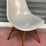 DSW Fiberglass Chair - Charles Eames - 50s