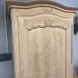 Louis XV bonnetiere in raw wood