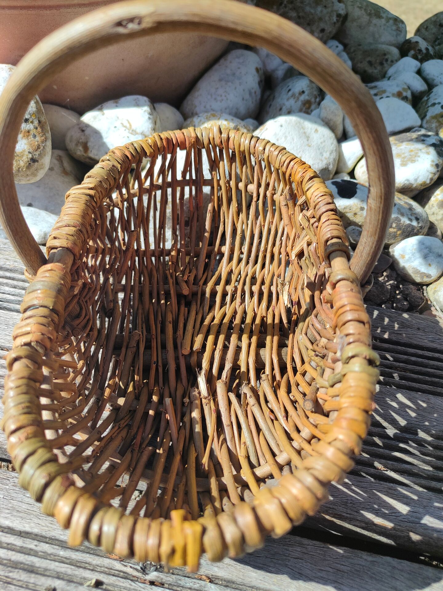 Country-style wicker basket