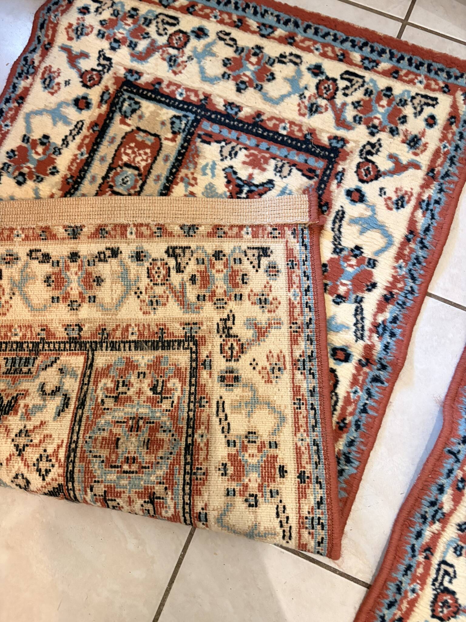 Pair of 2x Wool Ghom Oriental Berber Moroccan Rugs 100x60