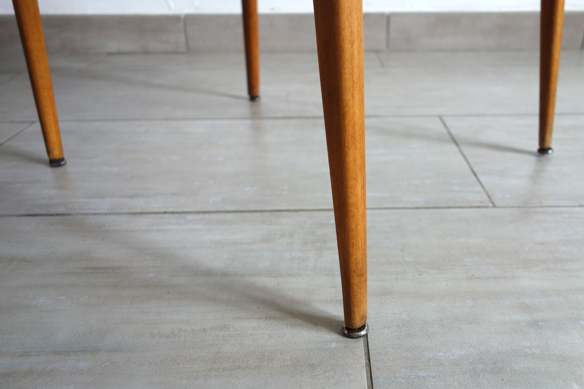 Chaise scandinave restaurée années 60