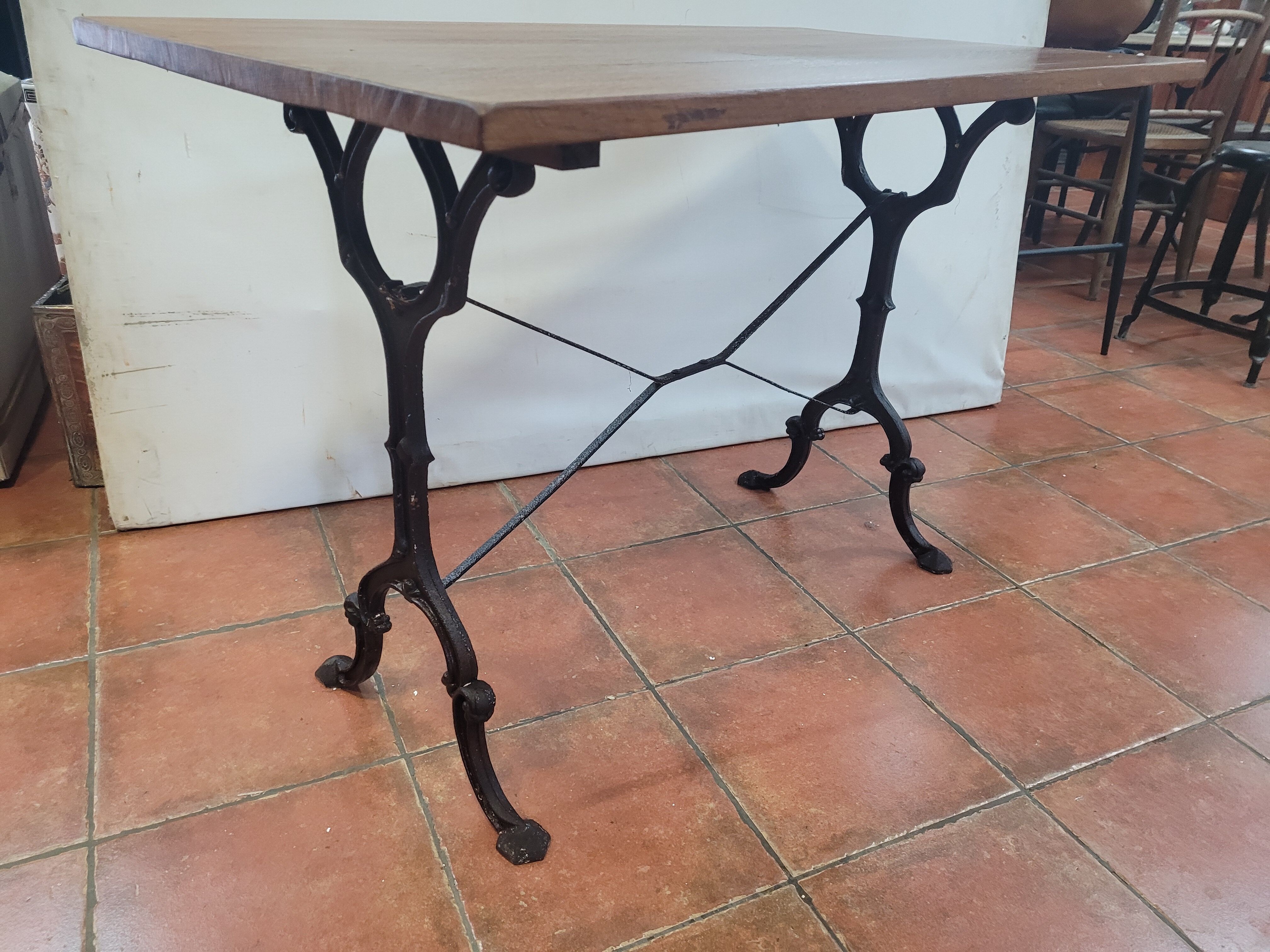 Bistro table base cast iron over oak