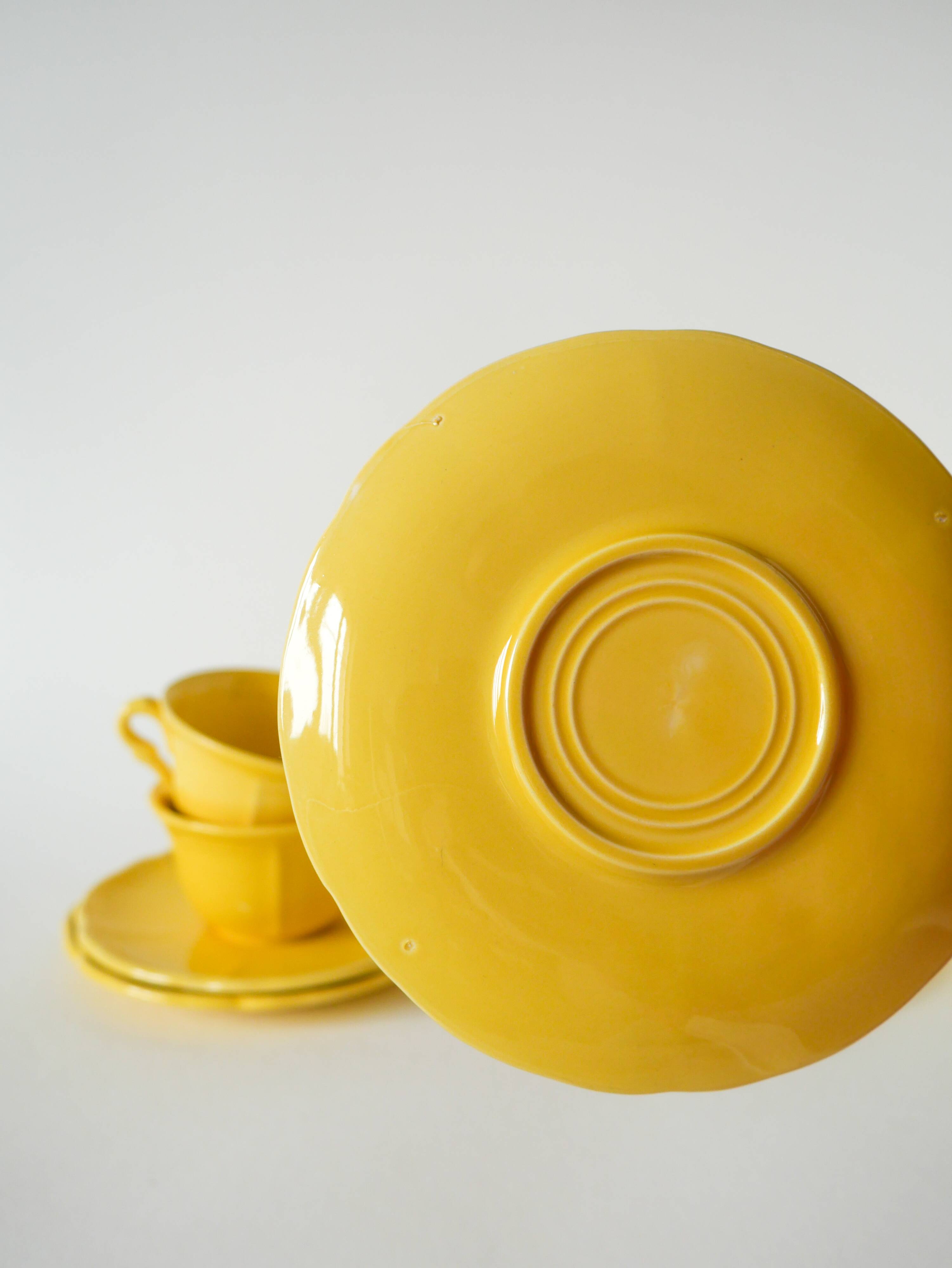 Set of 5 Badonviller lemon yellow cups and saucers, 1960