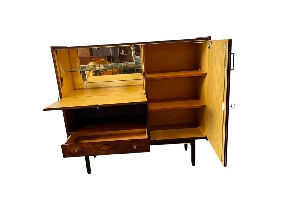 Buffet vintage en palissandre / meuble bar