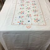 Tablecloth & 9 old monogram linen napkins