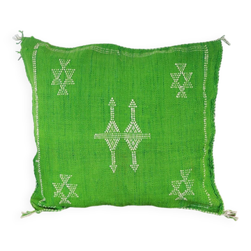 Berber cushion in pistachio green sabra.