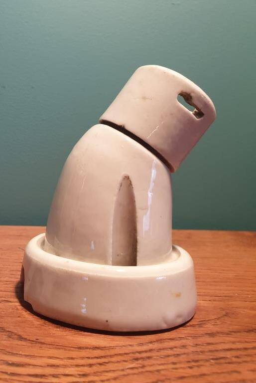 Minimalist elbow wall lamp Art Deco porcelain