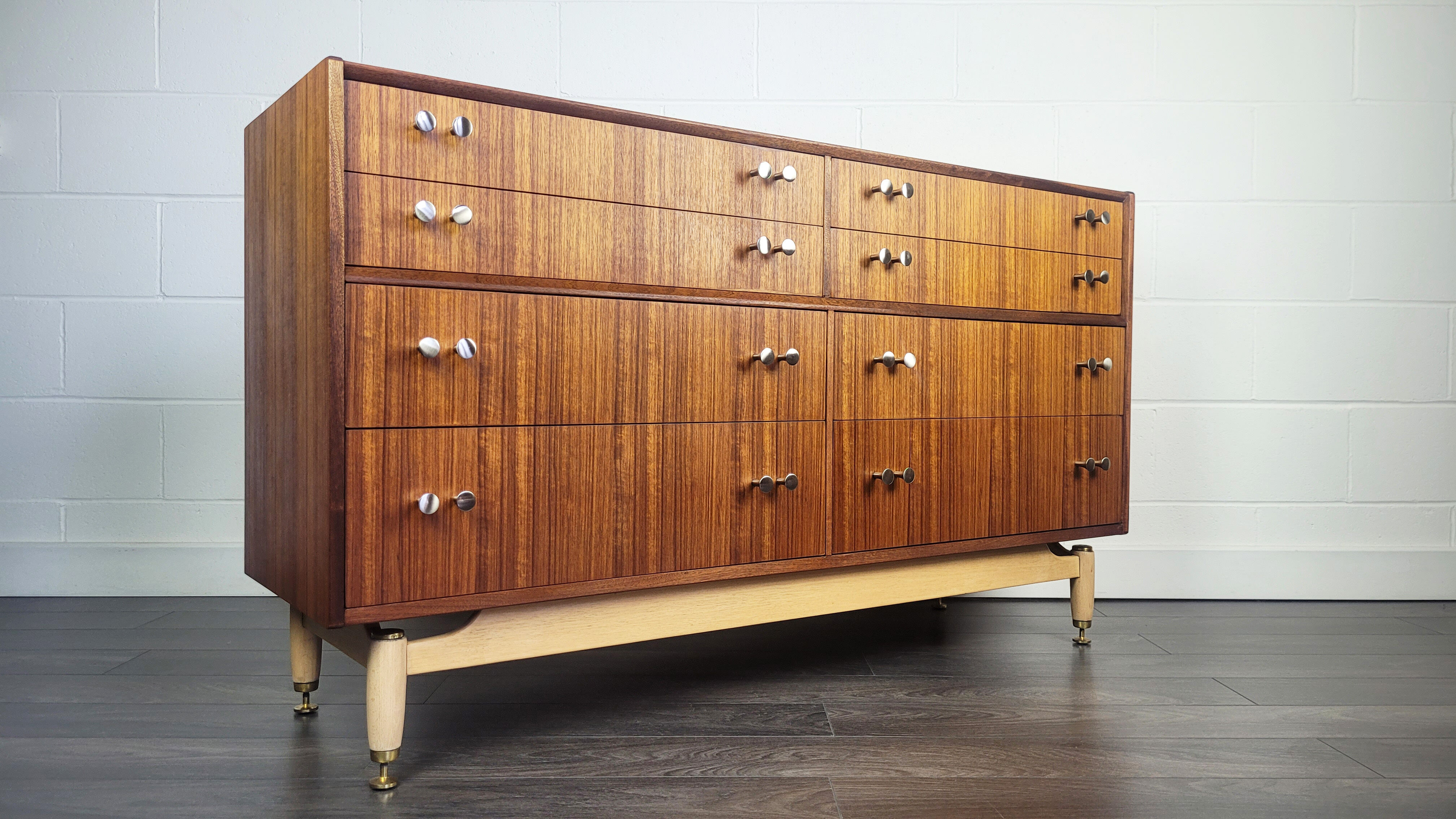 Commode G-plan, années 1960