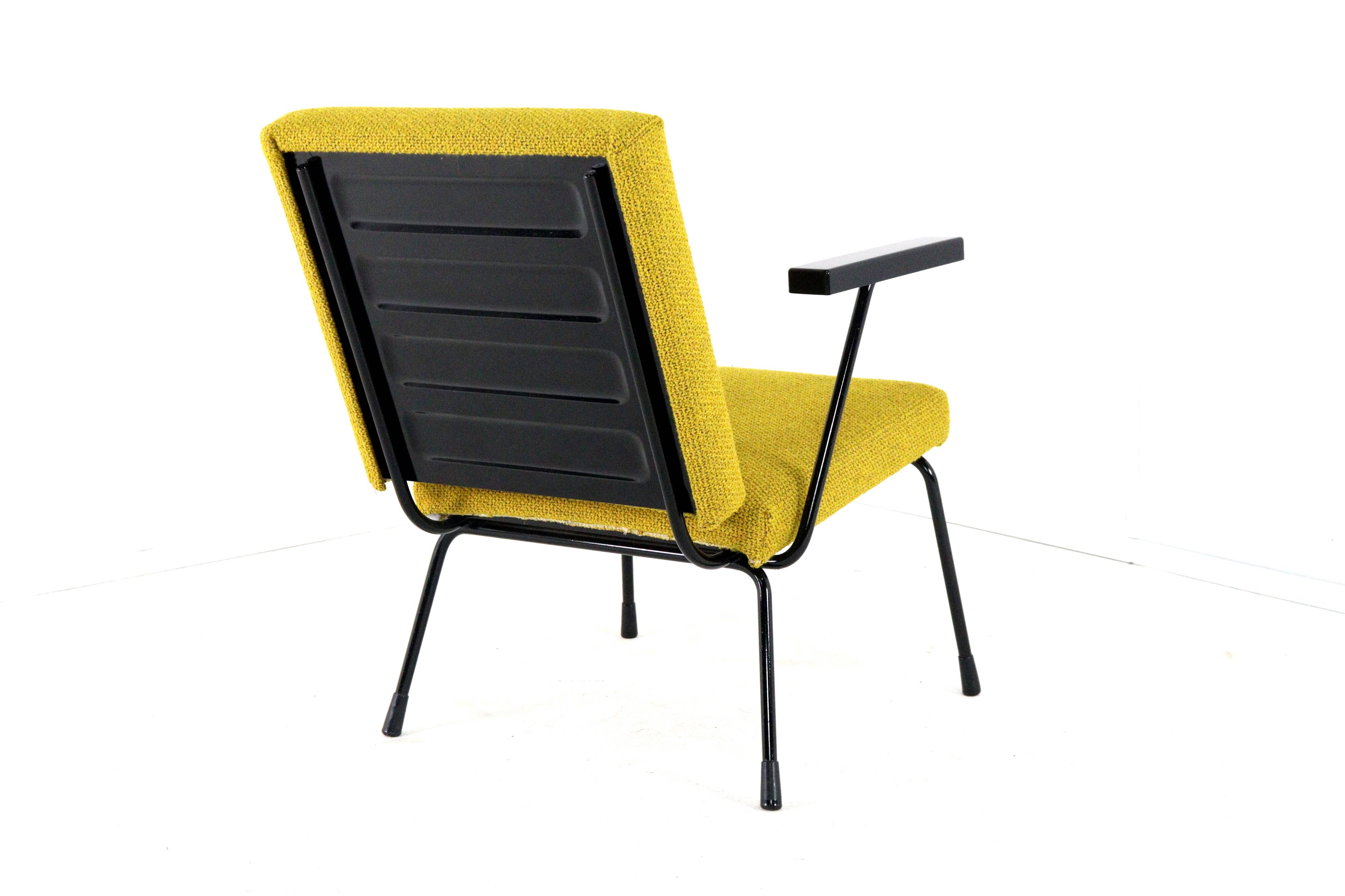W.H. Rietveld for Gispen armchair model 1401