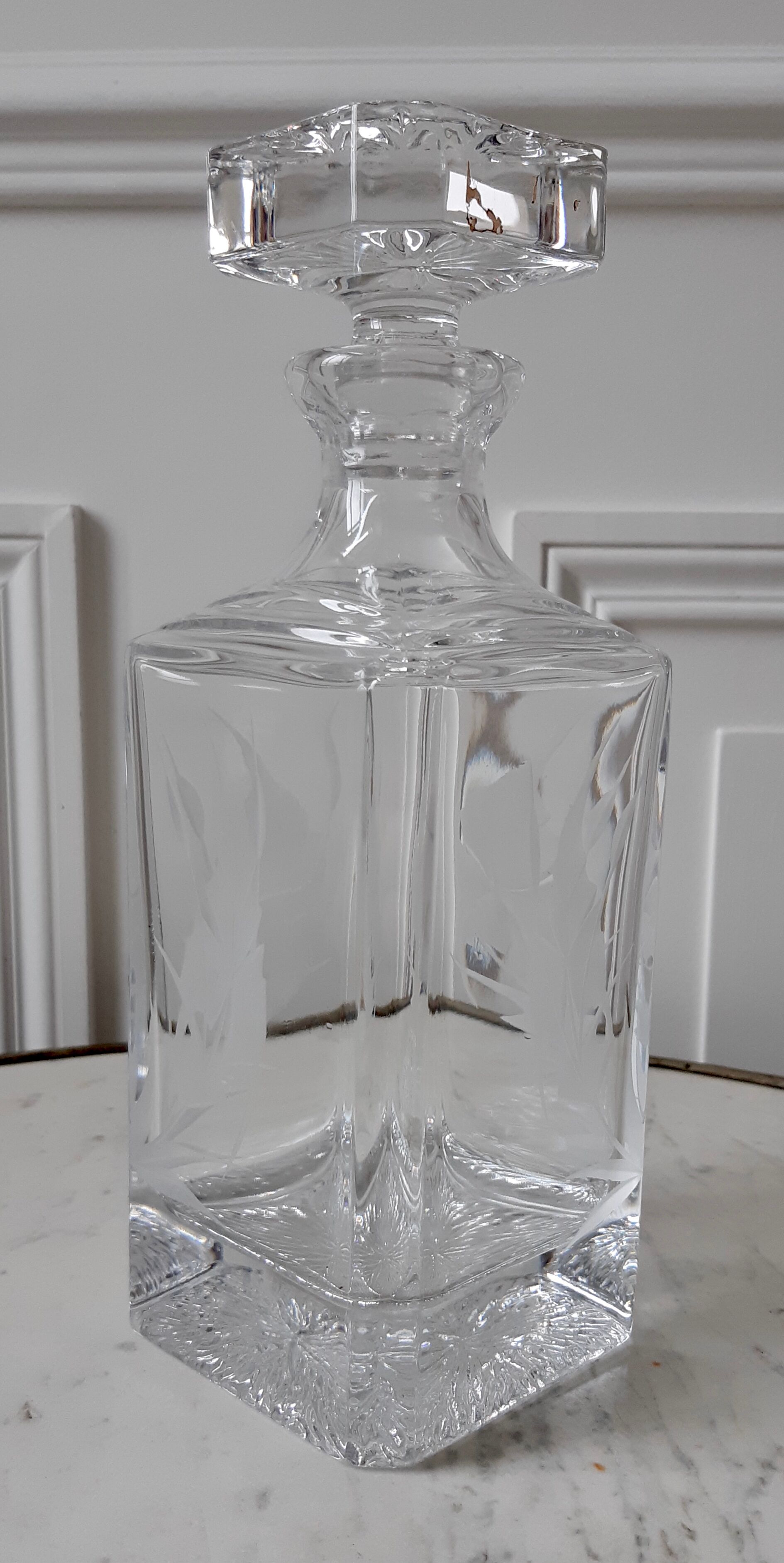 Crystal decanter engraved 50s