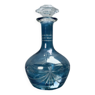 Carafe bleue en cristal avec étoiles ciselées