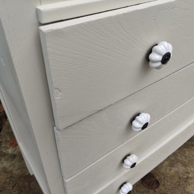 Commode vintage pieds compas