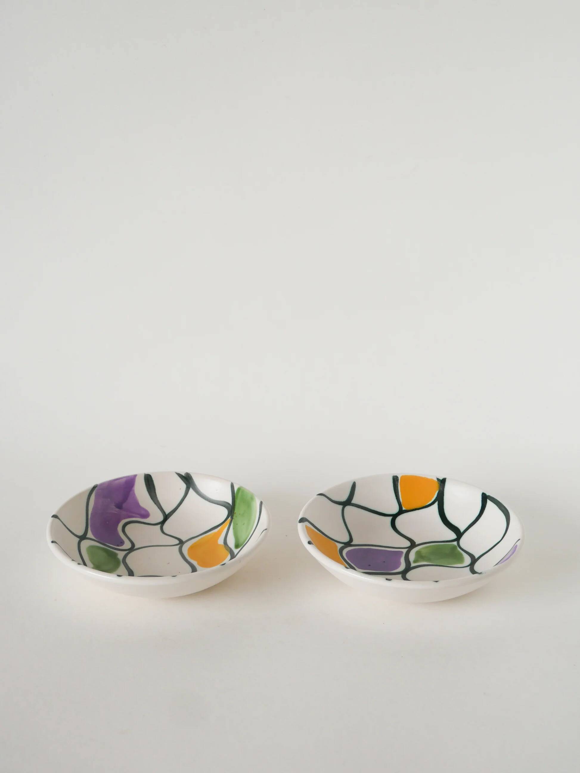 Pair of ceramic ramekins, abstract patterns in yellow, purple and green, Pornic model, 1960.