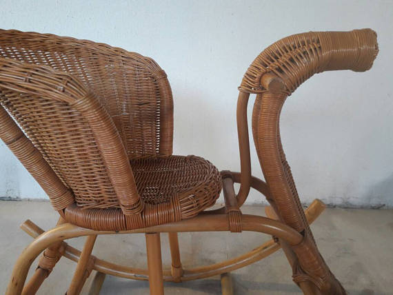 Horse rocking rattan
