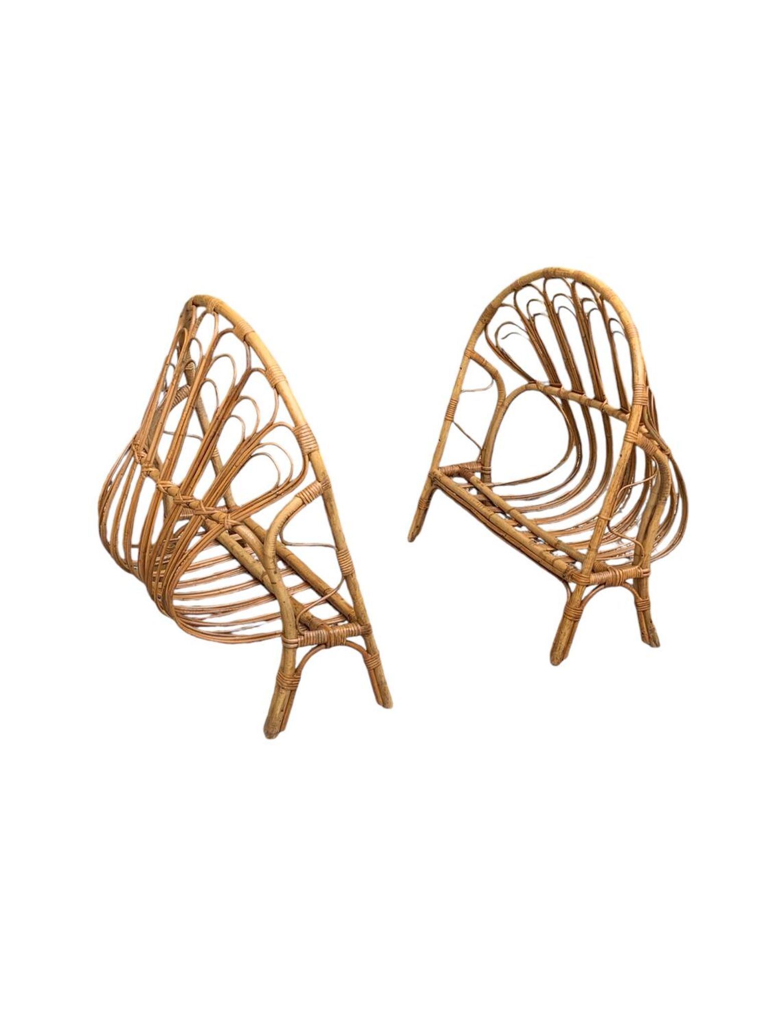 Lit corbeille en rotin pour enfant 1960
