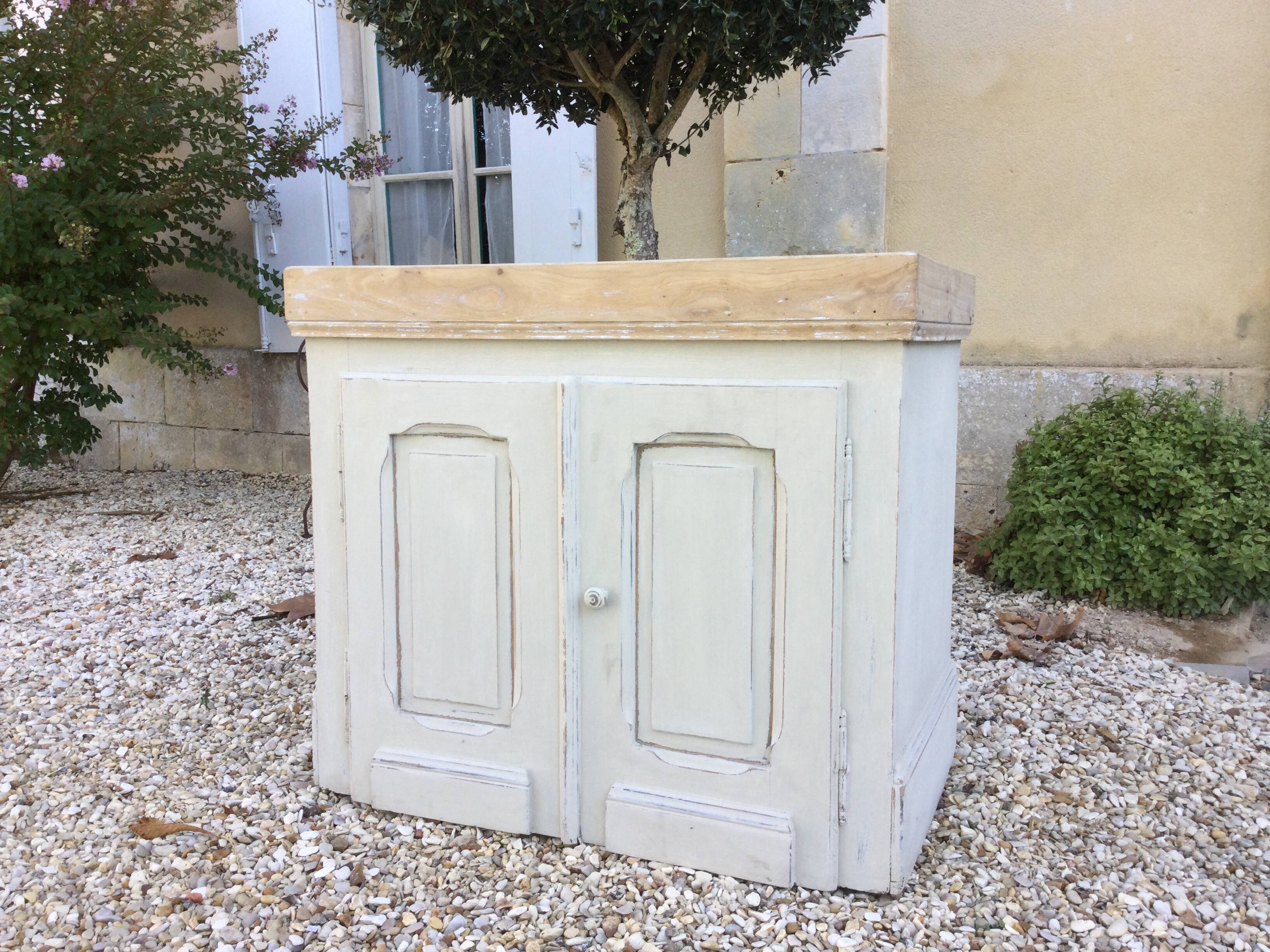 Small patinated Parisian piece of furniture