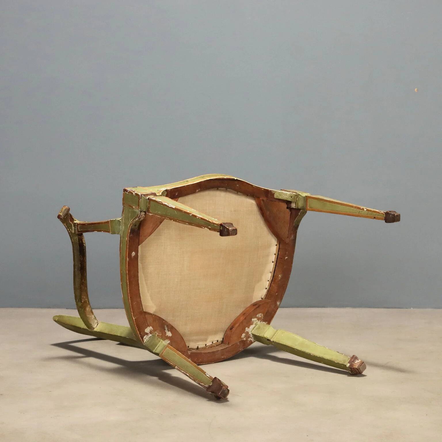 Neoclassical Venetian armchair from the 18th century.