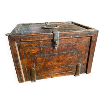 Small Bargueno chest 18th century