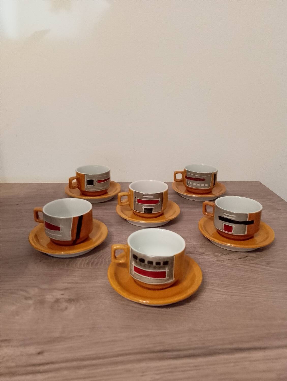 Service of porcelain espresso by Schmidt designer RM plates Brazil.