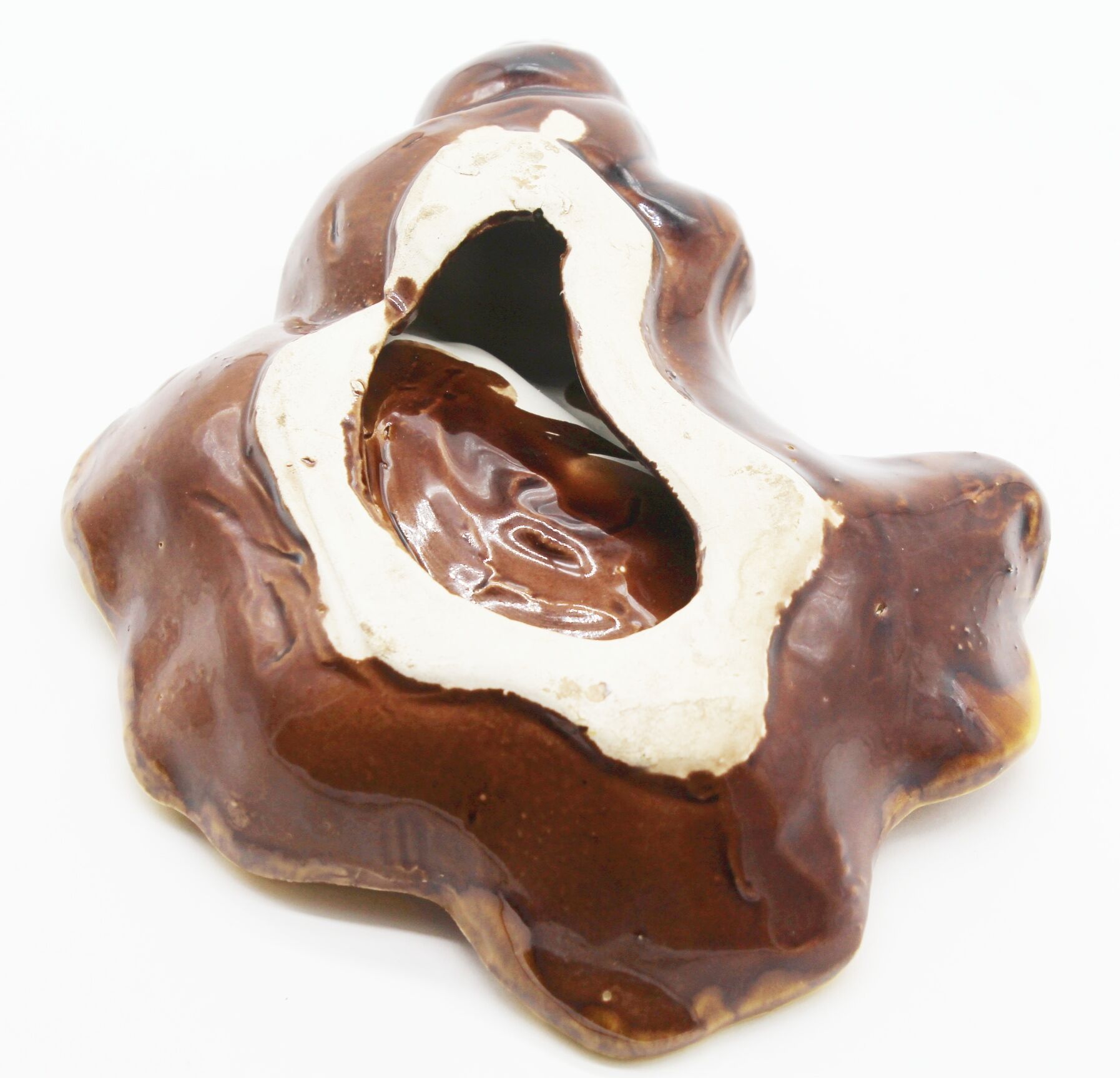 Ceramic shell catchall