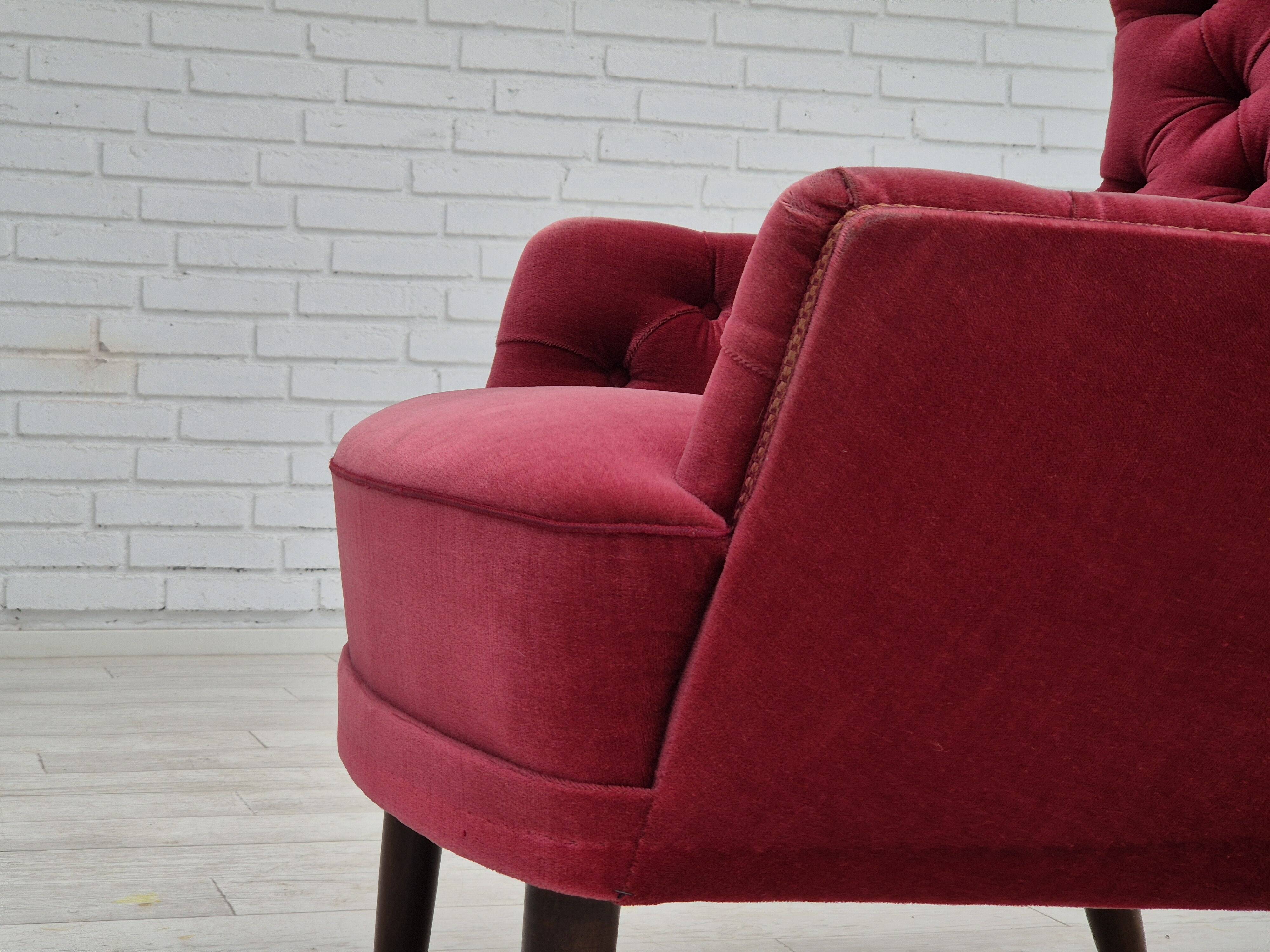 Années 1960, fauteuil scandinave à dossier haut, état d'origine, velours.