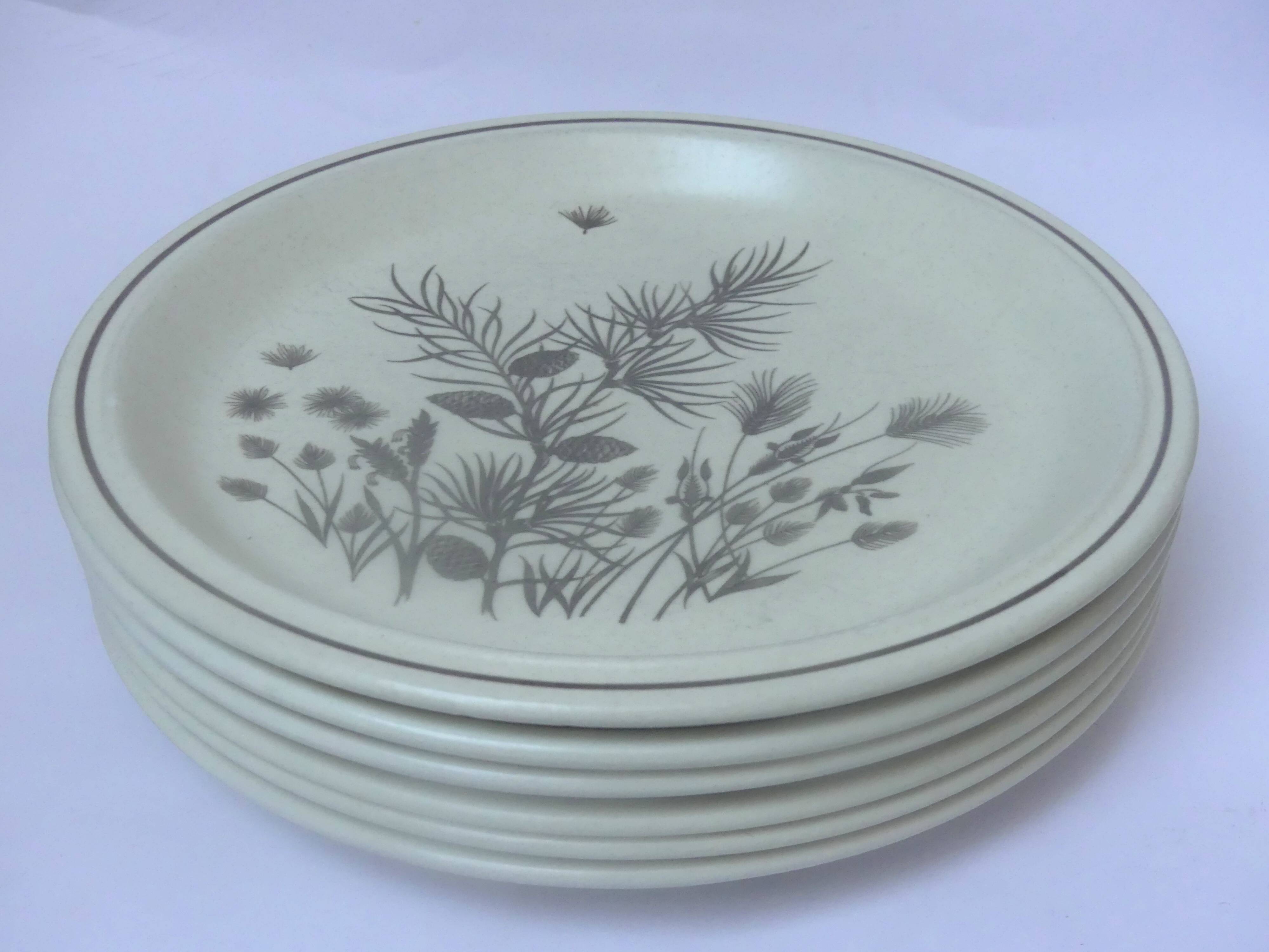 Set of 6 flat english plates