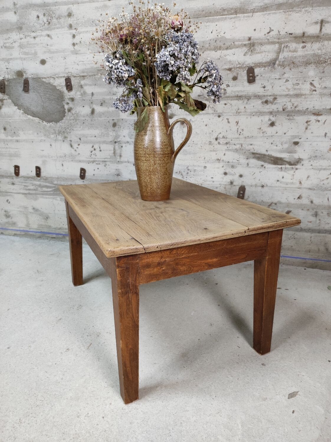 Table basse de ferme