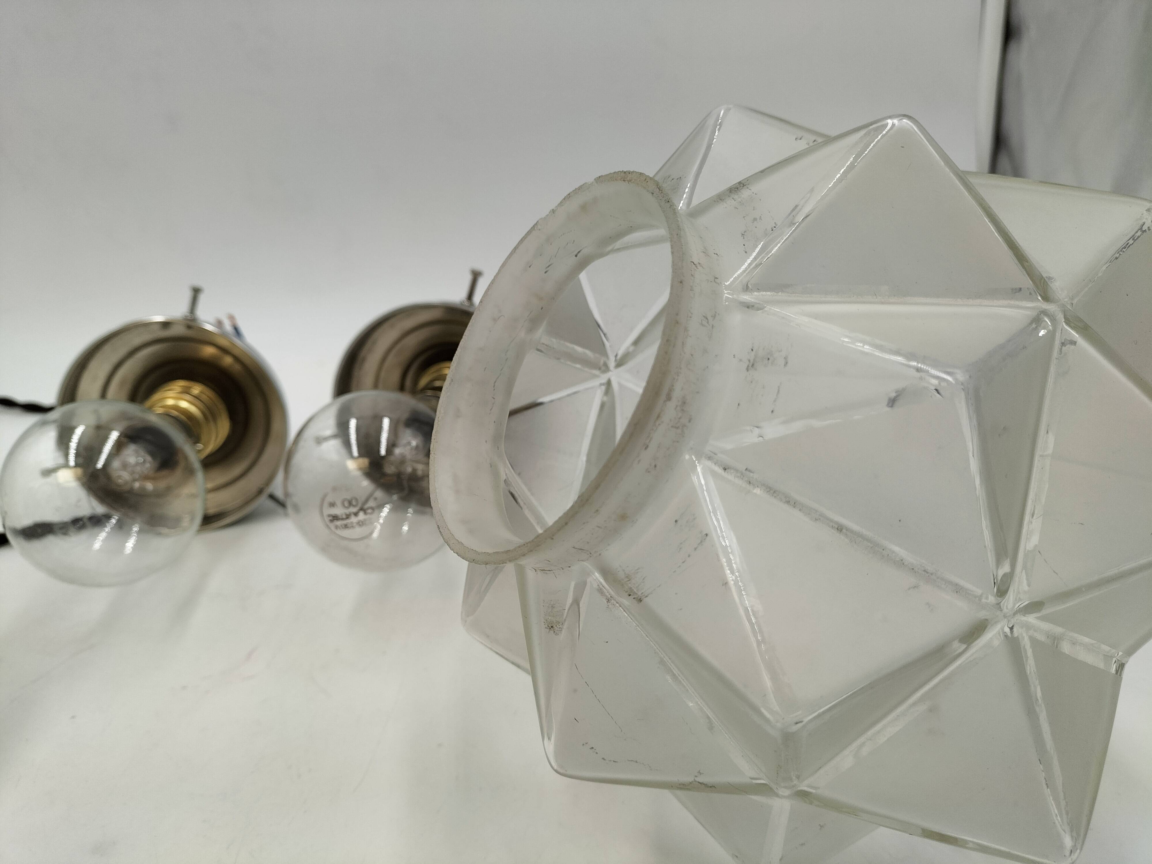 Paire de suspensions art déco en verre