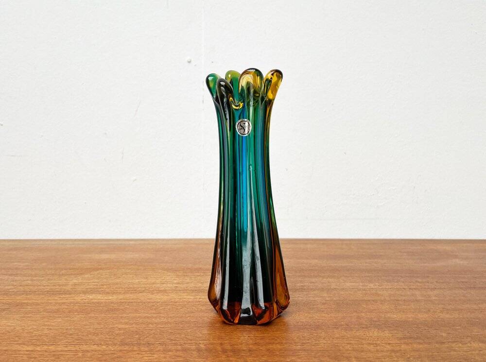 Italian Sommerso vase in Murano glass attributed to Flavio Poli for Seguso, 1970s.