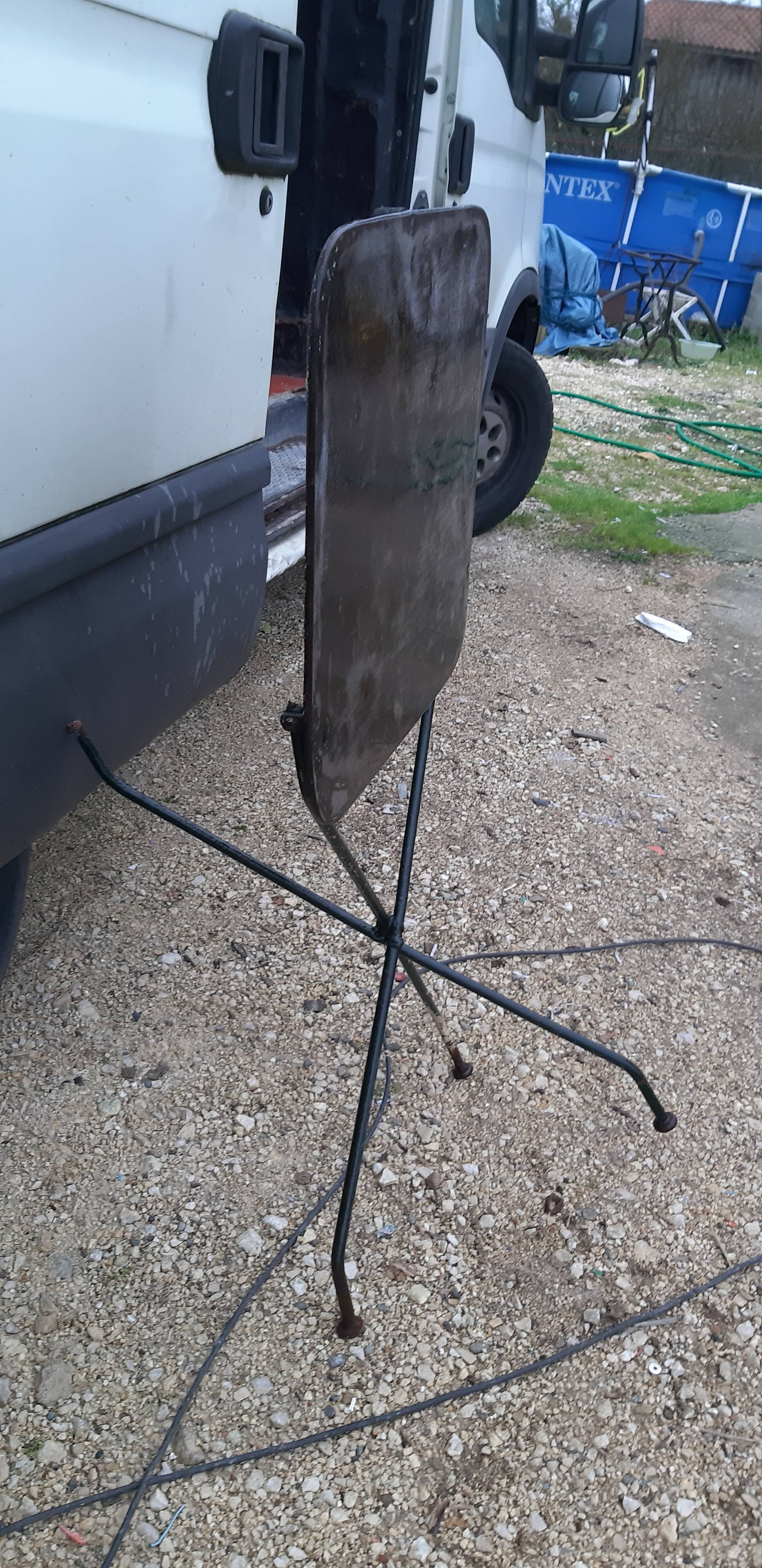 Bistro table 1900 in wrought iron