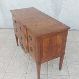 Louis XVI chest of drawers stamped in Faubourg Saint Antoine marquetry