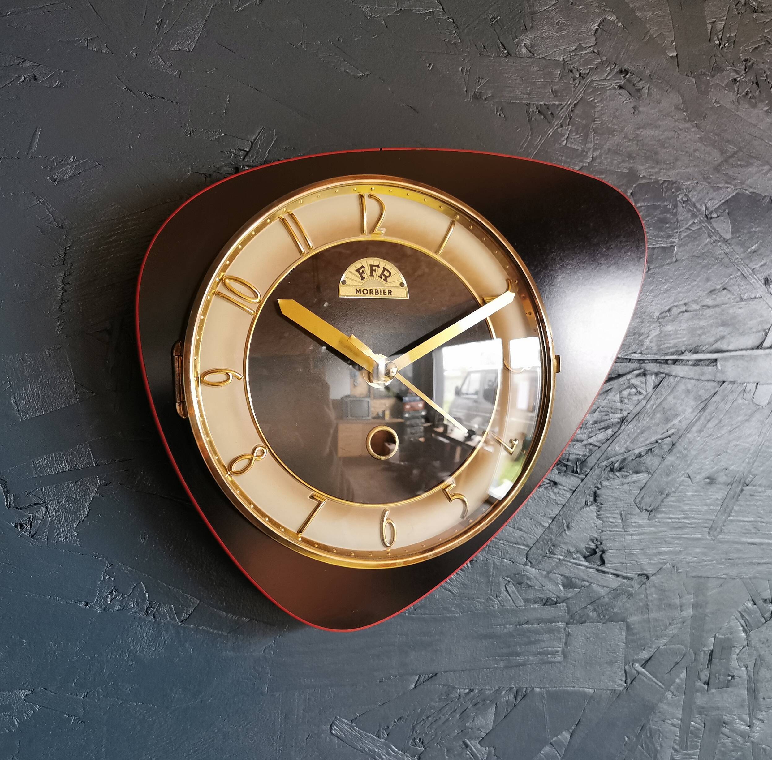 Vintage formica clock silent asymmetrical wall pendulum "FFR Morbier black red"