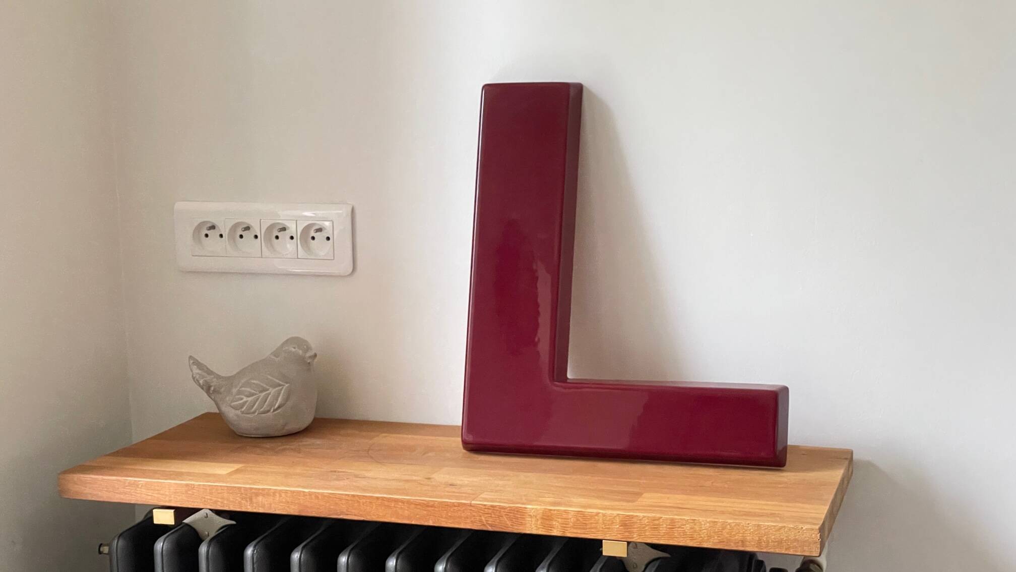 Sign Letter L in Vintage PLEXIGLAS