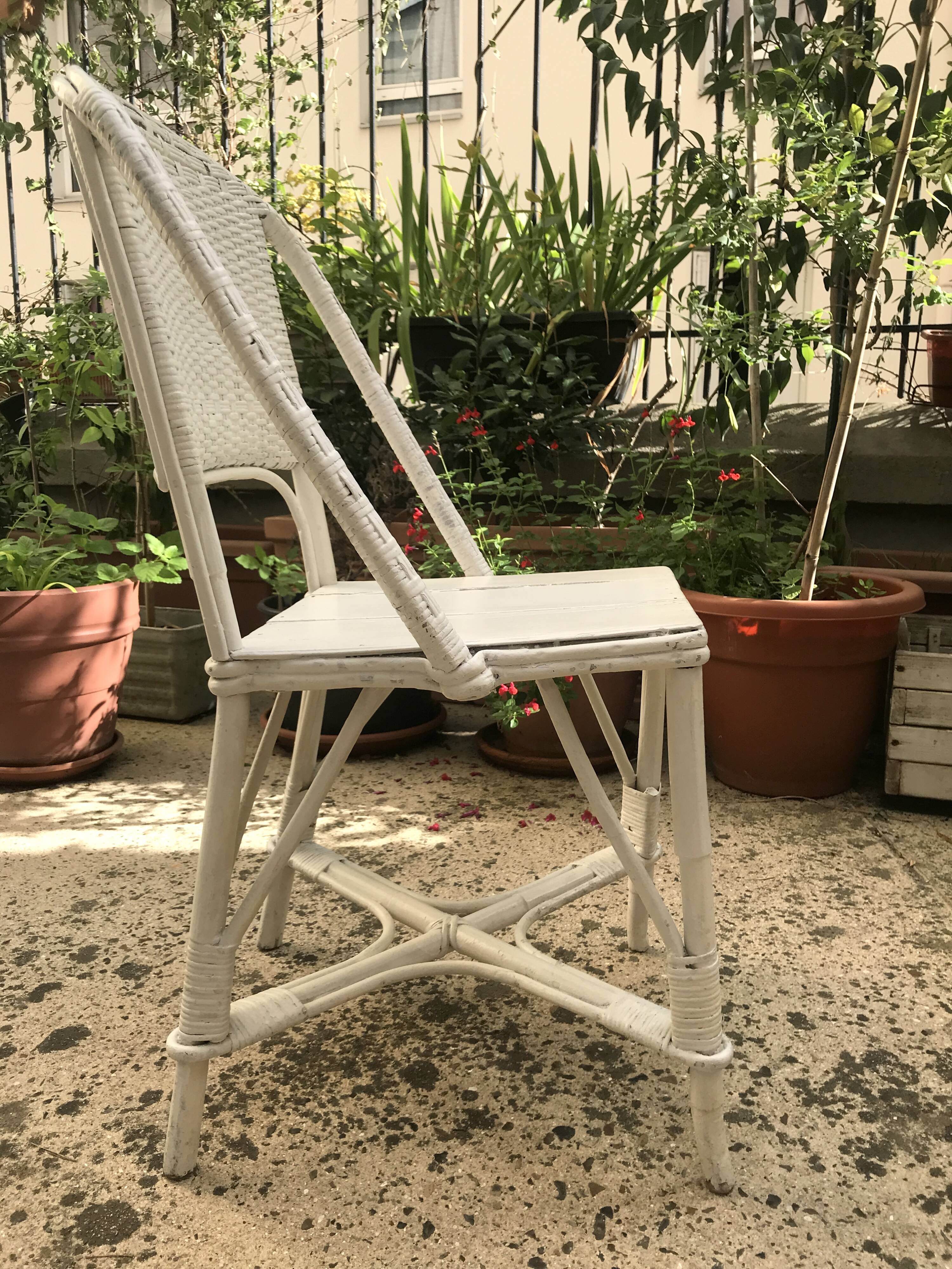 Chaise de jardin en rotin blanche