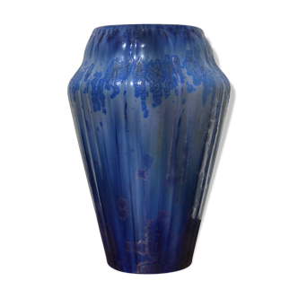 Ceramic vase