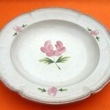 Hollow dish of round service polylobed Faience of Niderviller (Moselle)