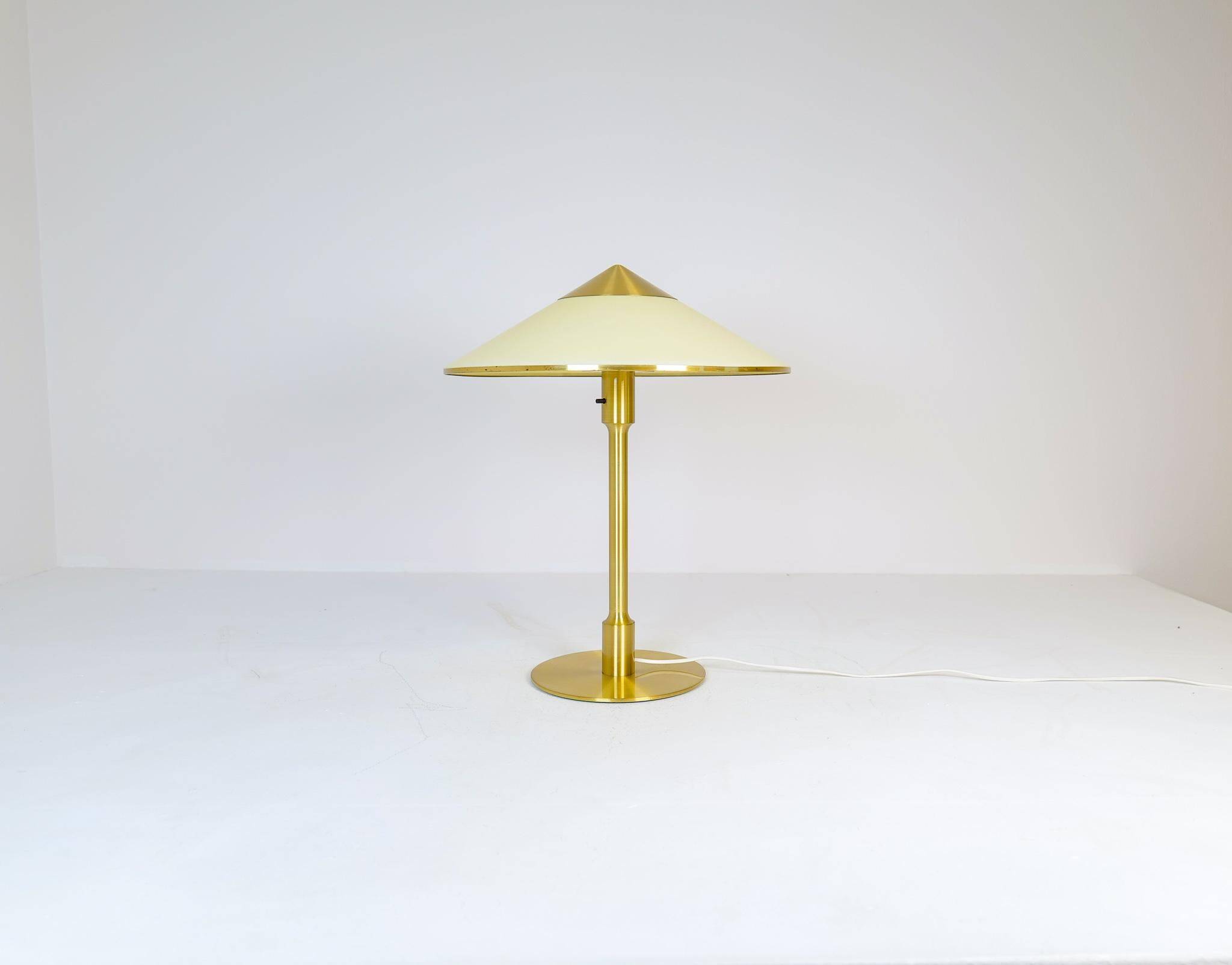 Mid-century table lamp "Kongelys", Niels Rasmussen Thykier, Fog & Mørup, Denmark