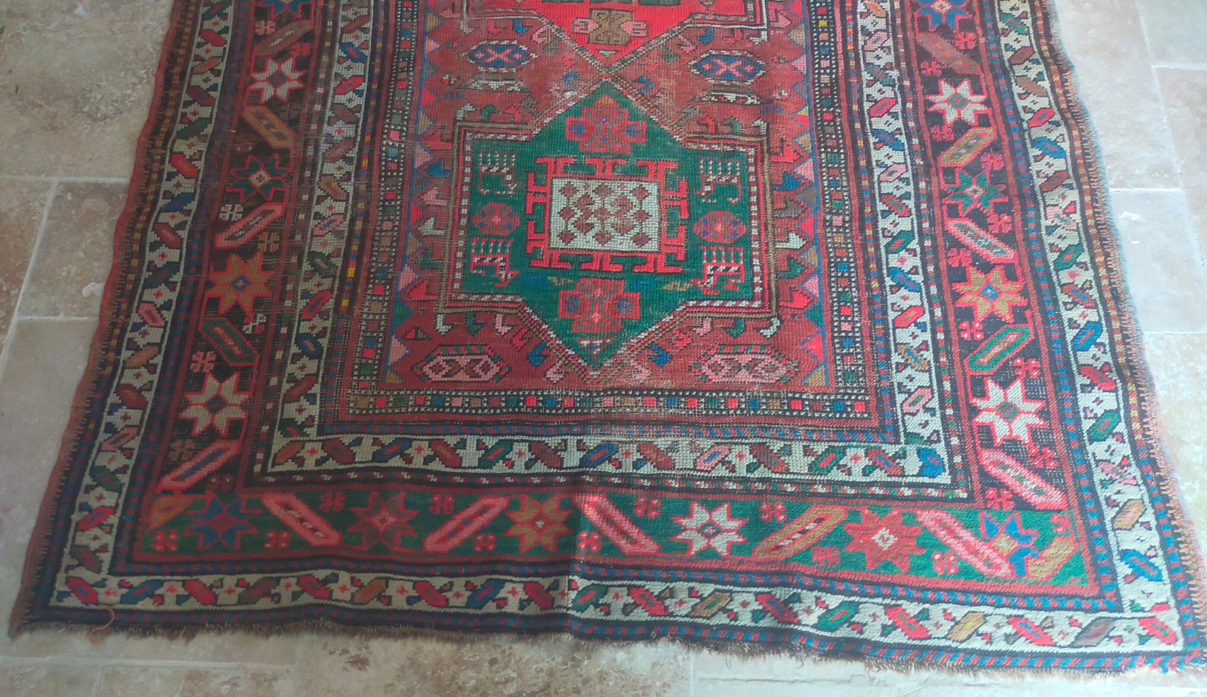 Vintage kilim carpet 197 x 130
