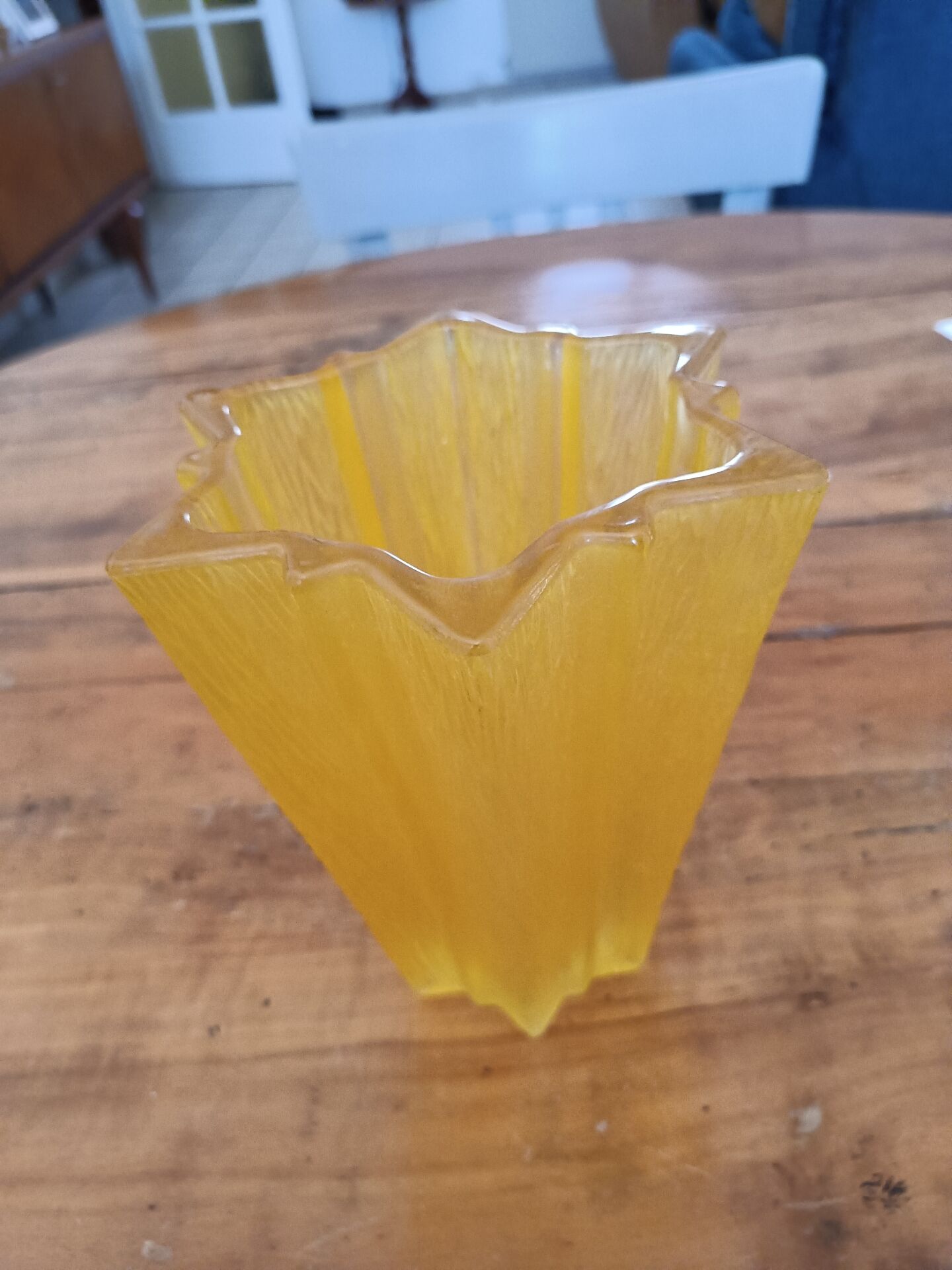 Yellow star vase Walther Glas