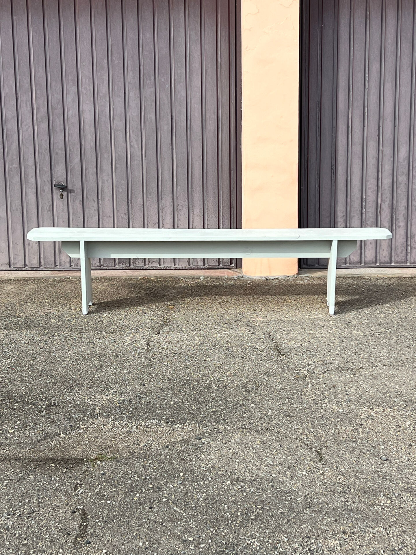 Wooden bench painted white, French craftsmanship.
