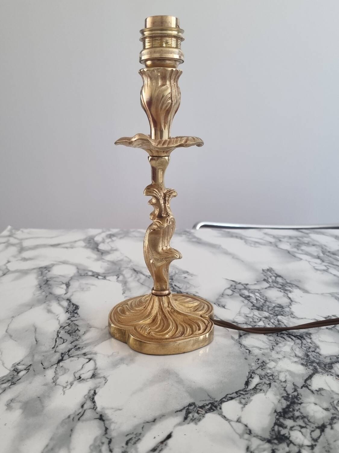 Vintage gold lamp base