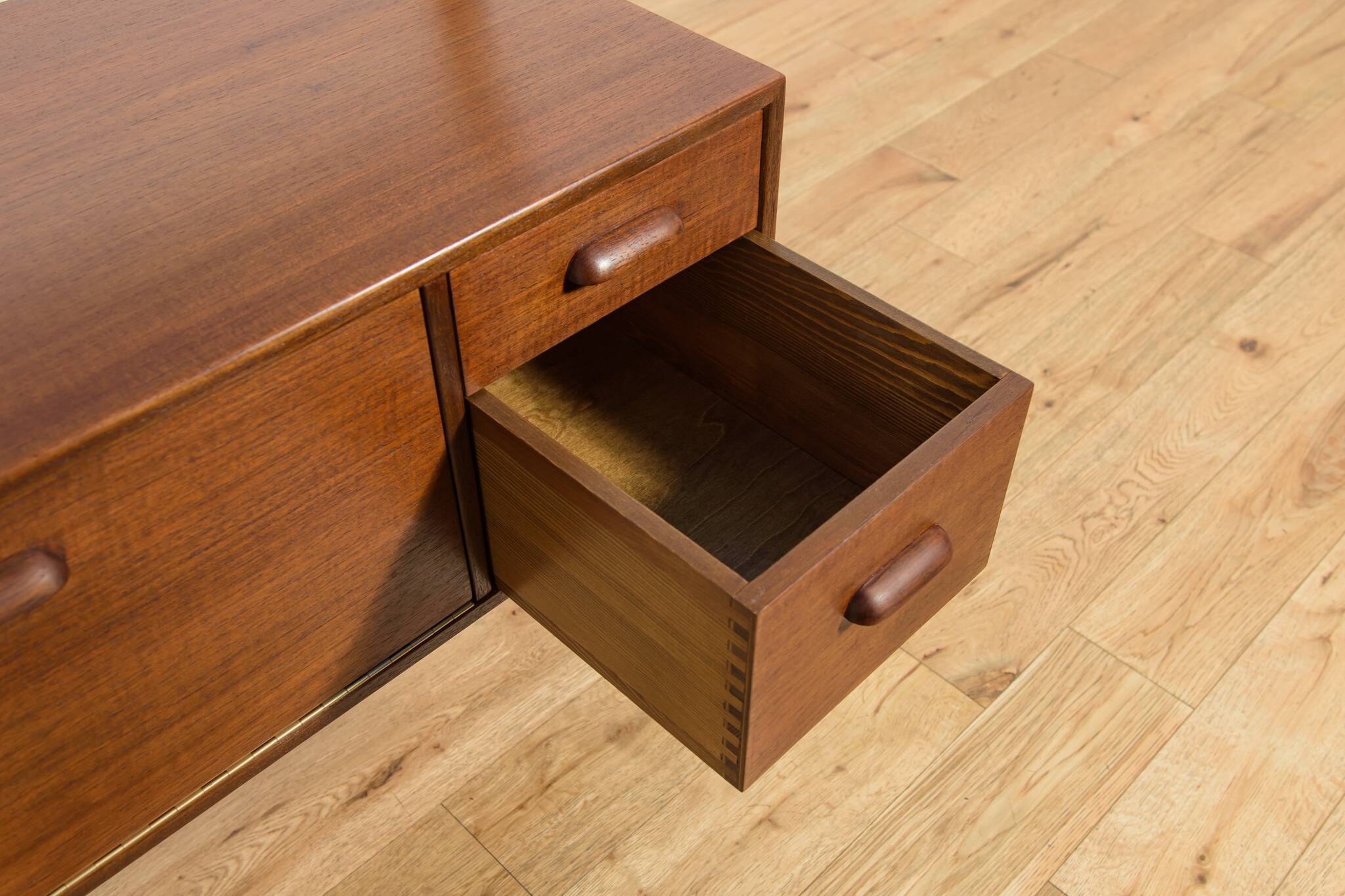 Mid-century dressing table from Ølholm Møbelfabri, 1960s