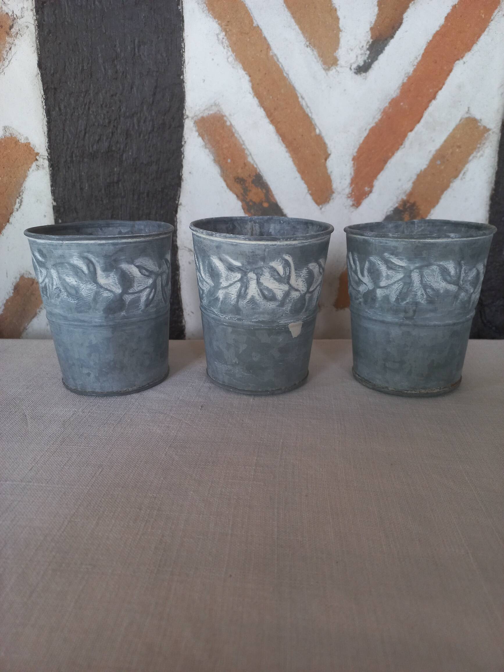 3 small zinc pots
