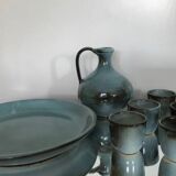 Sandstone jug, 6 cups and tray and plate