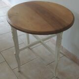 Side table or pedestal table