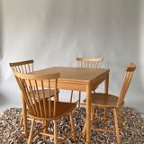 Dutch-1960s-dining-table and four chairs