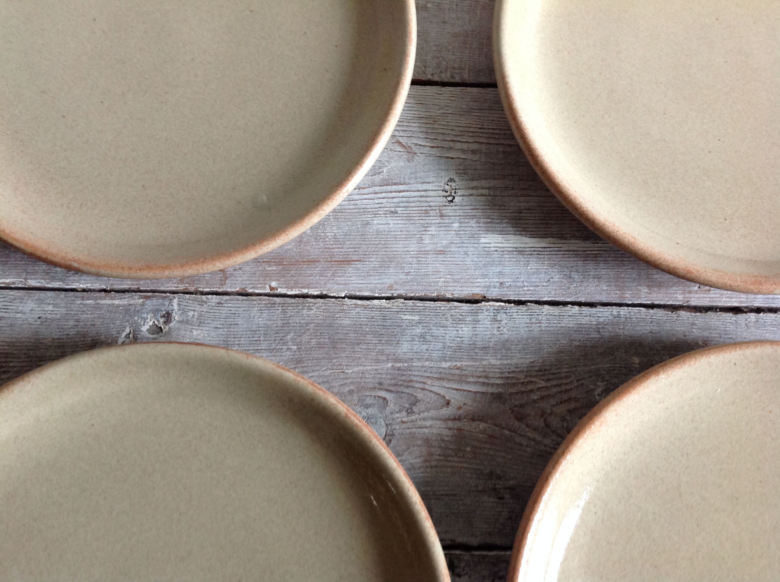 Lot of 5 sandstone dessert plates