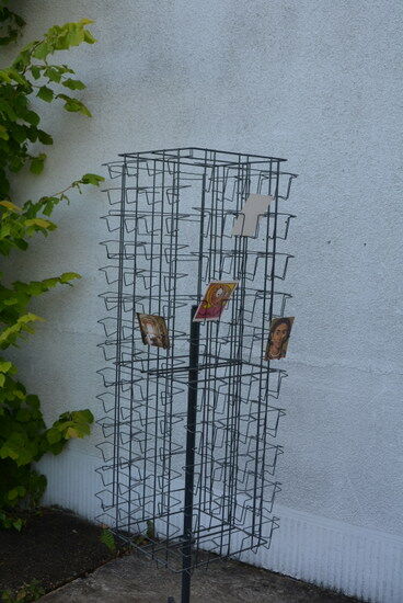 Postcard door, turnstile