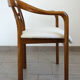 Fauteuil vintage en bois et bouclette fine